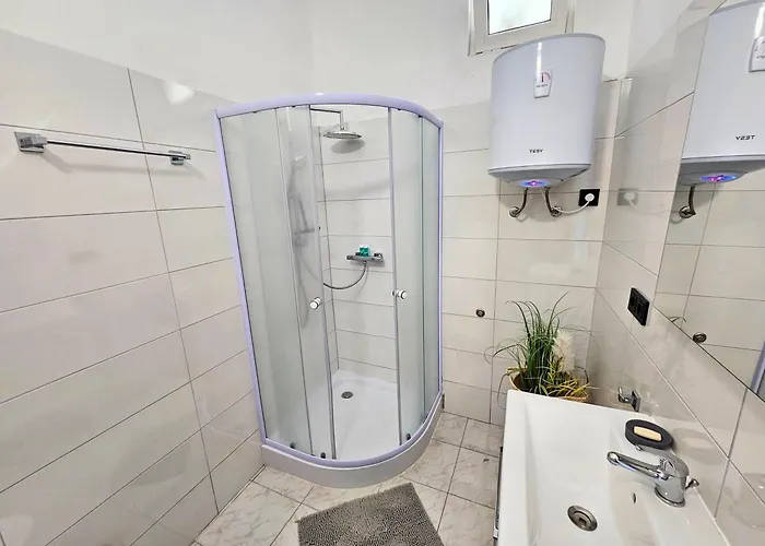 Dalmara Prezida Apartamento Vir