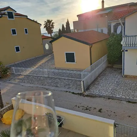 公寓 Mala Smokva Prezida