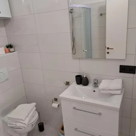 Apartment Mala Smokva Vir