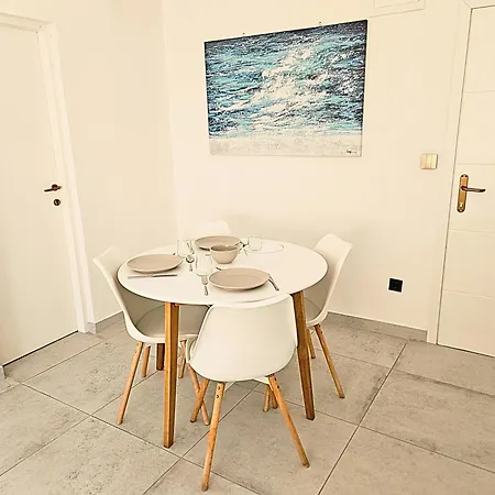 Mala Smokva Prezida * ヴィル