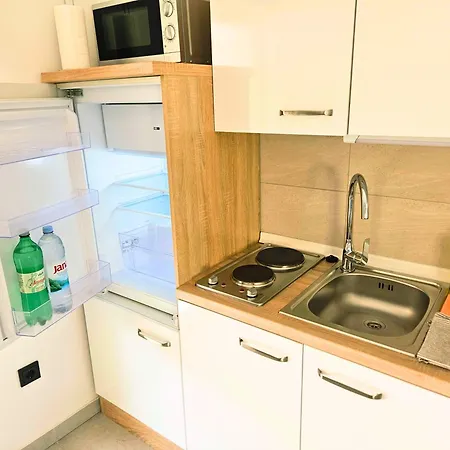 Mala Smokva Prezida ヴィル