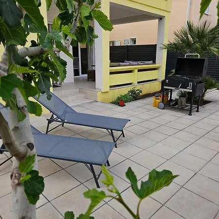 公寓 Mala Smokva Prezida