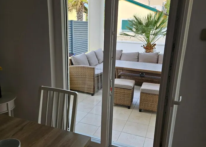 Dalmara Prezida * Vir